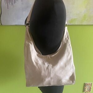 Donna Karan Chic Cream Leather Shoulder Bag